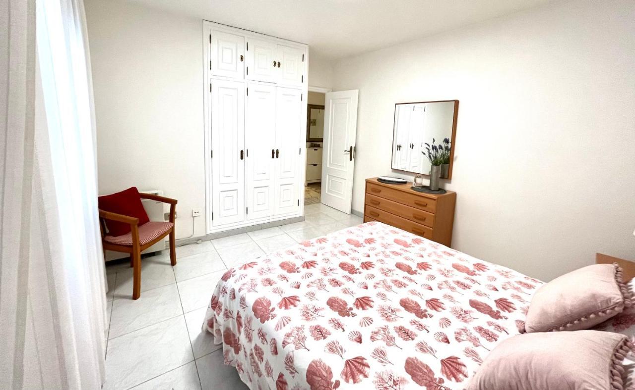 Apartamentos Faro Da Rocha O Grove Exterior photo